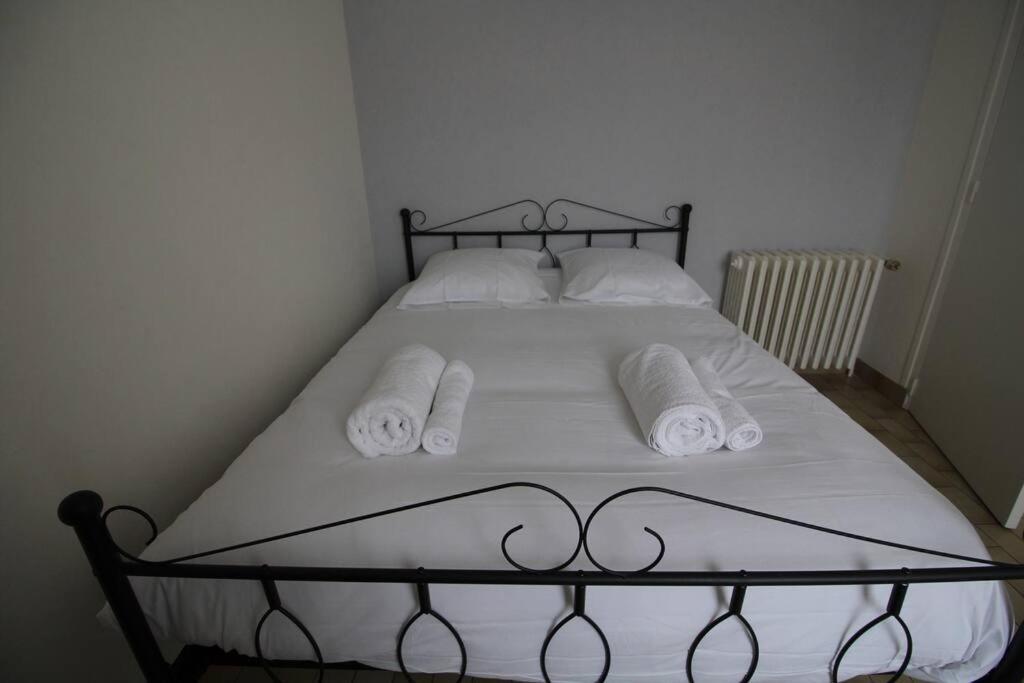 Ferienwohnung Joli T3 Renove / Wifi / Grand Parking La Couronne  Exterior foto